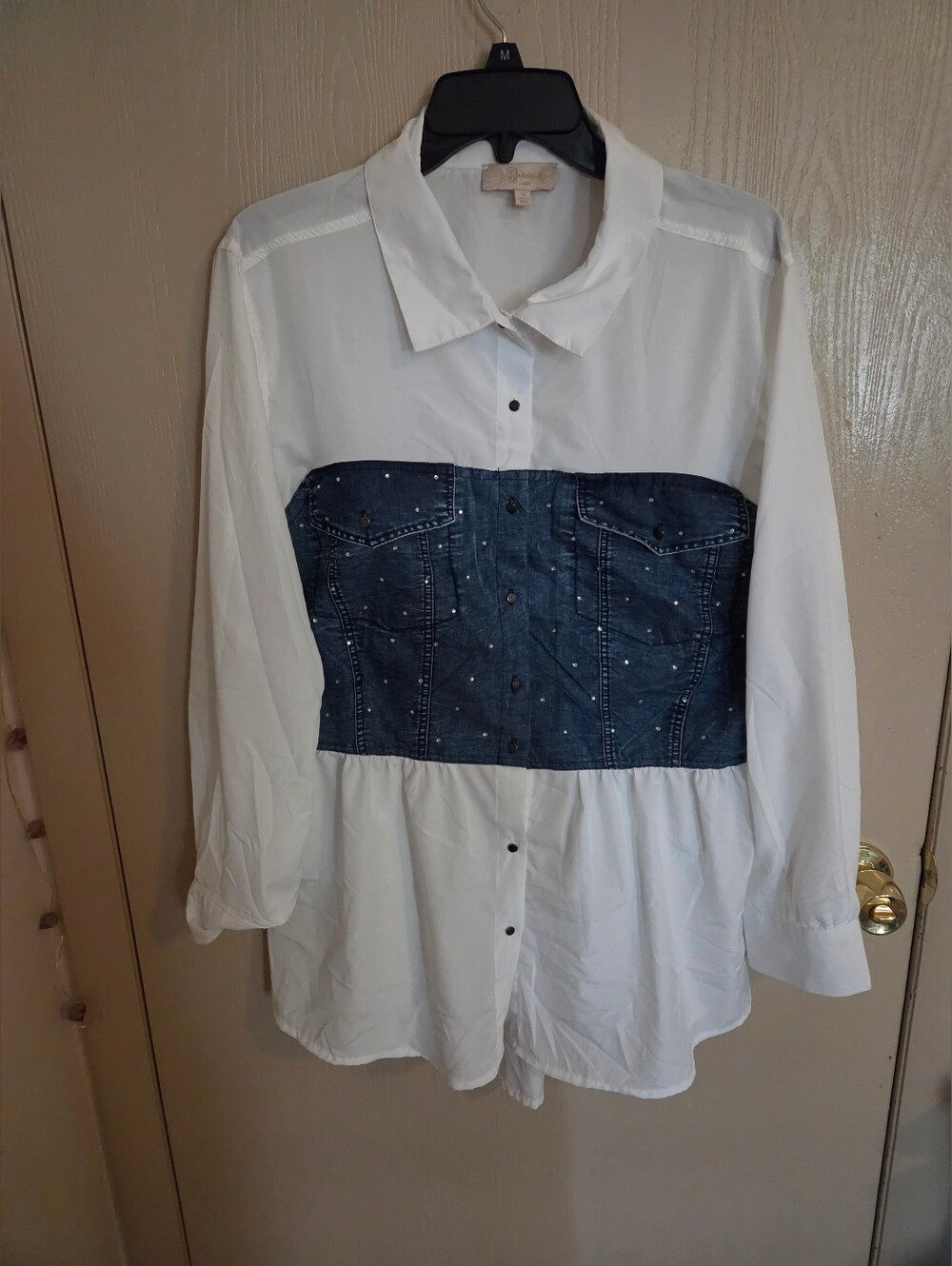Indulge Y2K Style White Button Down Blouse Womens Size 1XL